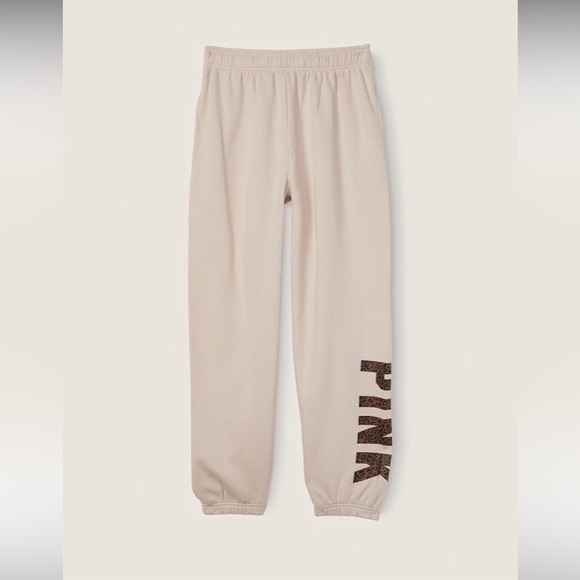 NWT VS PINK EXTRA LARGE LEOPARD SET - Picture 10 of 16